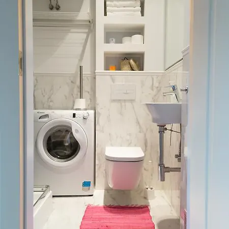 Old Town Saints Anna Aparments Apartman *